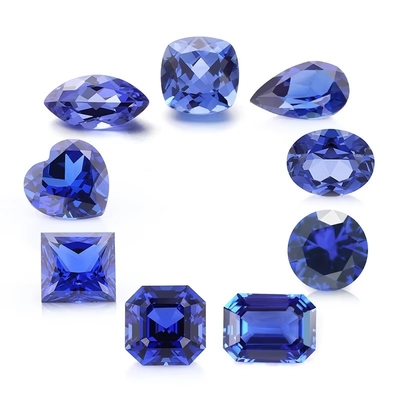 In het laboratorium geteelde blauwe saffier edelstenen in verschillende vormen en maten voor sieraden