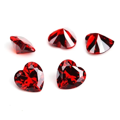 Kleuren CZ Moissanite Diamant Hart gesneden 3x3mm 4x4mm Synthetisch Kubisch Zirconia
