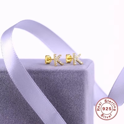 Mode Sterling zilver A-z alfabet oorbellen 18k goud geplatte 925 zilver letter stud oorbellen