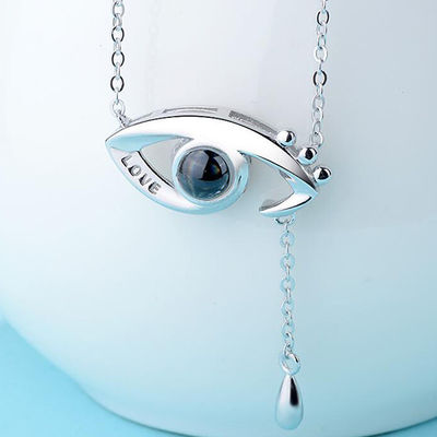 3,9 gram 0.48X0.84in Angel Eyes Necklace Custom Light-ODM van de Projectiehalsband